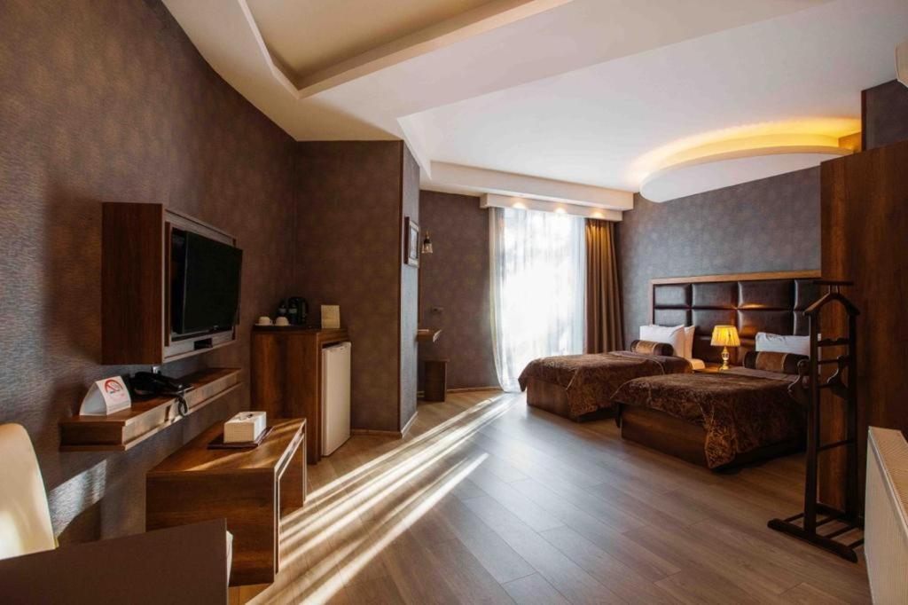 Green Queen Hotel Tbilisi Esterno foto