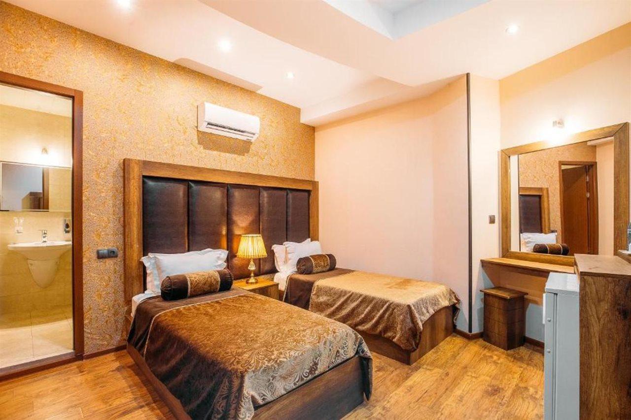 Green Queen Hotel Tbilisi Esterno foto