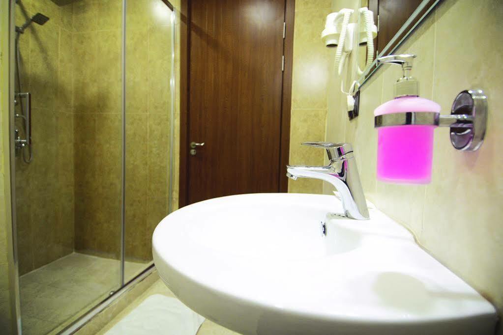 Green Queen Hotel Tbilisi Esterno foto