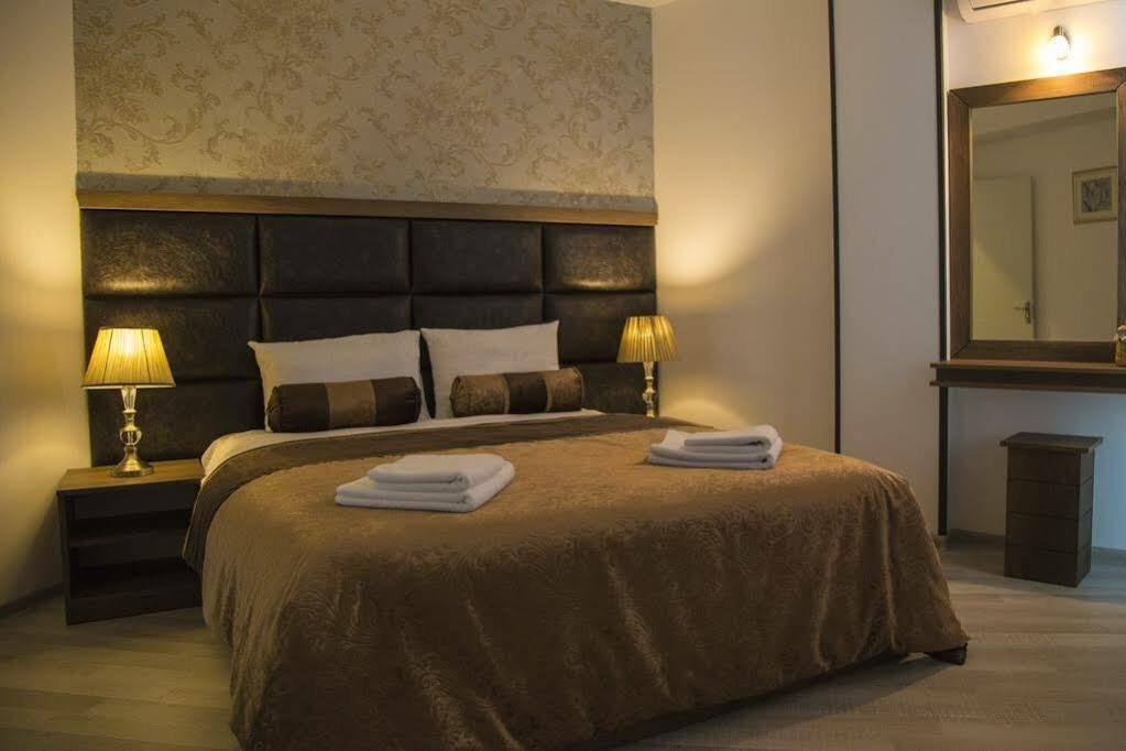 Green Queen Hotel Tbilisi Esterno foto